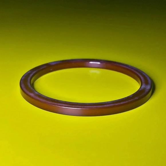 Vintage 1960s–1970s Brown Bakelite Style Bangle Bracelet – Retro Minimalist - Picture 2 of 11
